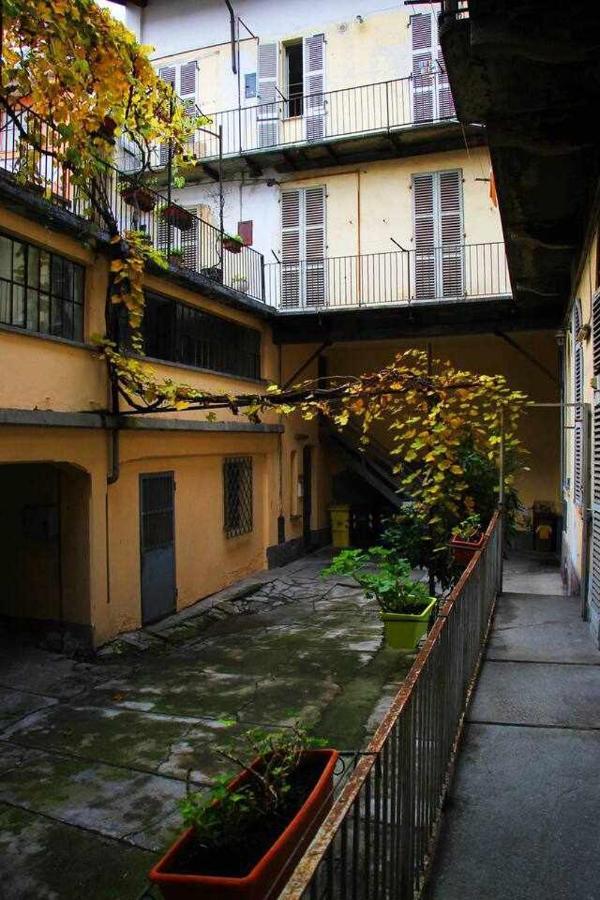 Appartamento Nel Cuore Di Asti Luaran gambar